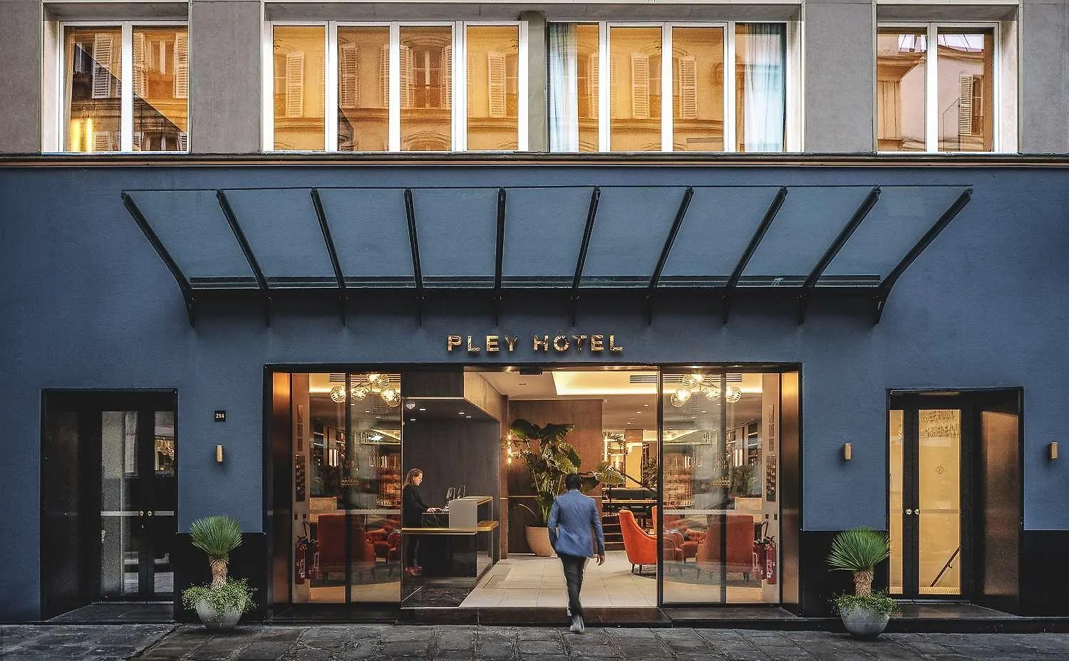 Pley Otel